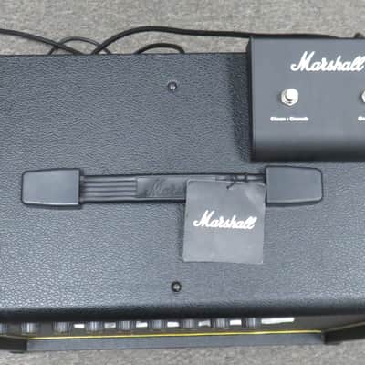 Marshall MG MG50FX 2-Channel 50-Watt 1x12" Solid State Guitar Combo with Marshall PEDL-90010 Footswith image 5