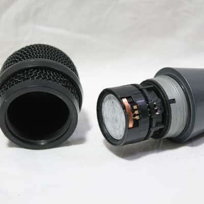 Sennheiser e815S Dynamic Handheld Cardioid Microphone with On/Off Switch image 4
