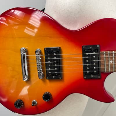 Epiphone Special Model Sunburst + Amp & Accessories image 5