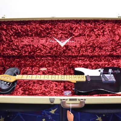 Fender Custom Shop 2019 Ltd Roasted Pine Double Esquire Relic, Aged Black with Tweed Custom Shop Hard Case image 11