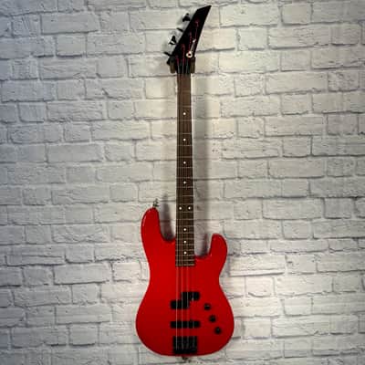 Charvel 2B Vintage Bass w/Case - Red (used) image 1