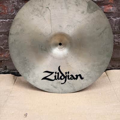 Zildjian A Avedis 17" Medium Thin Crash Cymbal 2001 – 2.8 lbs – Made in USA image 6