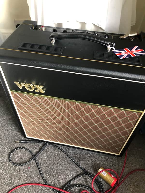 Vox AC15HW60 60th Anniversary Hand-Wired 2-Channel 15-Watt 1x12" Guitar Combo