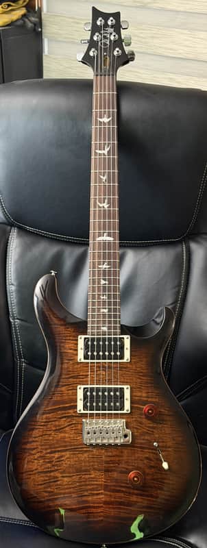 PRS SE Custom 24 2024 - Black Gold Burst image 1