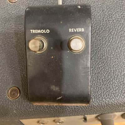 Rare Vintage Epiphone Futura Model EA-12RVT Tube Combo Amplifier Guitar Amp image 2