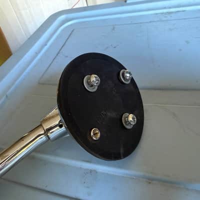 DW Chrome Bass Drum Spurs (Pair) image 4