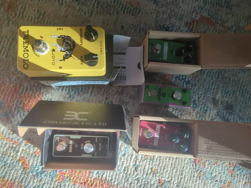Guitar Pedal Lot image 1