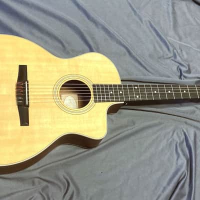 Taylor 214ce 2014年製　USED Taylor 