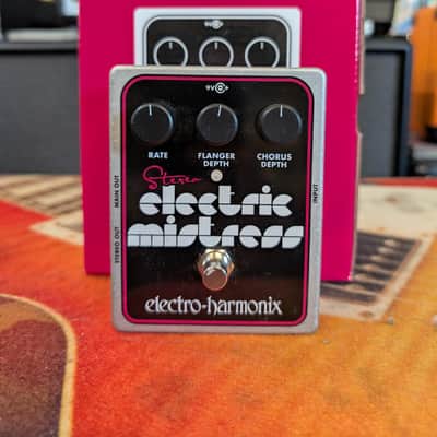 Electro-Harmonix Stereo Electric Mistress image 2