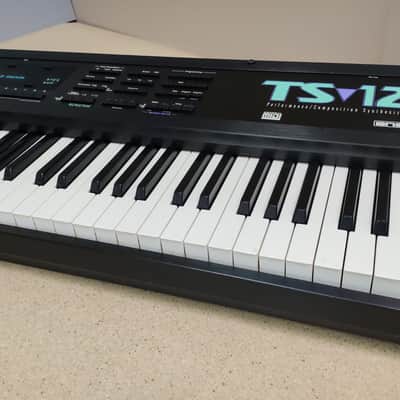 Ensoniq TS-12 Performance / Composition Synthesizer 1993 - 1996 - Black image 3