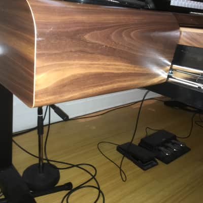 Sound Construction Supply SCS Keyboard 61 Studio Desk Black/Walnut image 12
