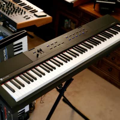 MUST SEE!!! WILLIAMS ALLEGRO III DIGITAL PIANO WITH 88-KEY WEIGHTED KEYBED IN AMAZING CONDITION! image 1