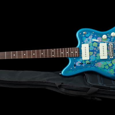 Fender MIJ Traditional 60's Jazzmaster Blue Flower image 17