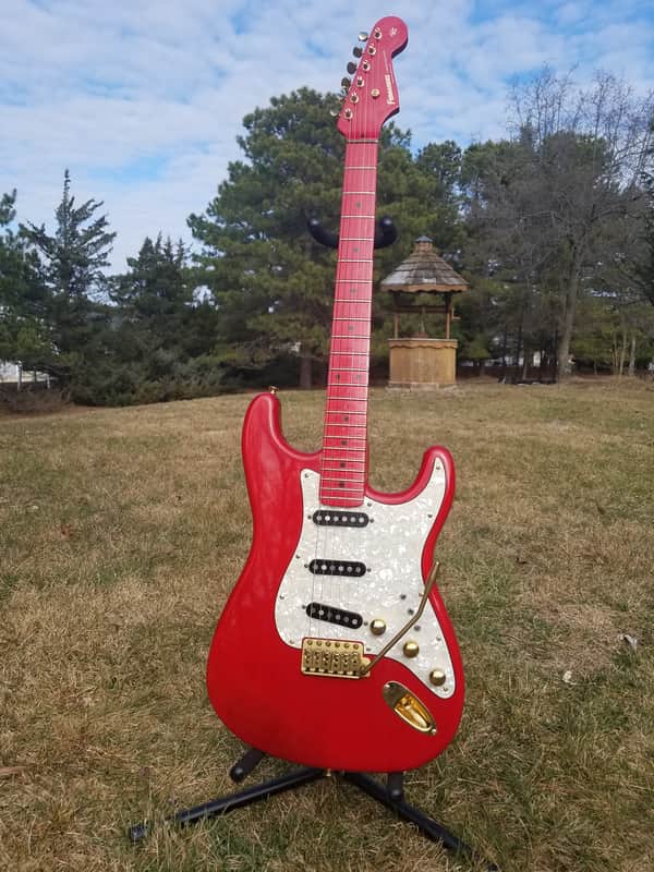 Fernandes Limited Edition ST-90SL Steve Lukather Model 1983-1986