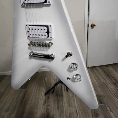 ChillCat "Snow Falcon" MINT! Upgraded w locking tuners image 15