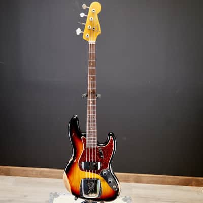 Fender Custom Shop 1961 Jazz Bass Heavy Relic 3A Rosewood Fingerboard 3-Color Sunburst image 3