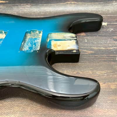 1984 FERNANDES FST-115 HH Stratocaster Type Alder Body Blue Black Sunburst Japan image 3