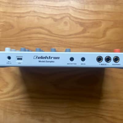 Elektron Model:Samples 2019 - 2020 - White image 5