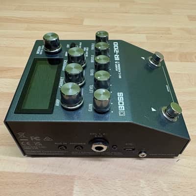 Boss IR-200 Amp and IR Cabinet 2021 - Present - Silver image 3