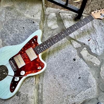 Waterslide Guitars Offset Trans Sonic Blue, Mojo Dual Foil Pickups, Descendant Vibrato, Staytrem image 11
