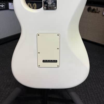 Fender "Juanes Stratocaster Luna White", with Deluxe hard case - Open Box image 4