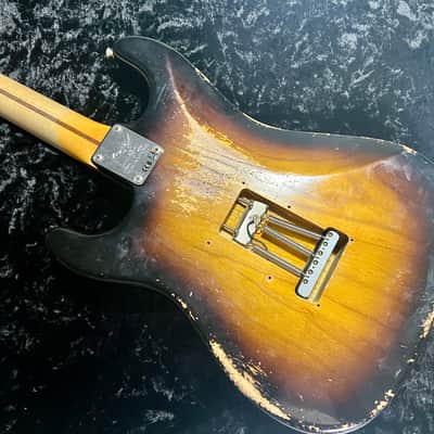 Fender Custom Shop 70th Anniversary 1954 Stratocaster Heavy Relic Limited Edition 2024 - Wide fade 2-color sunburst image 8