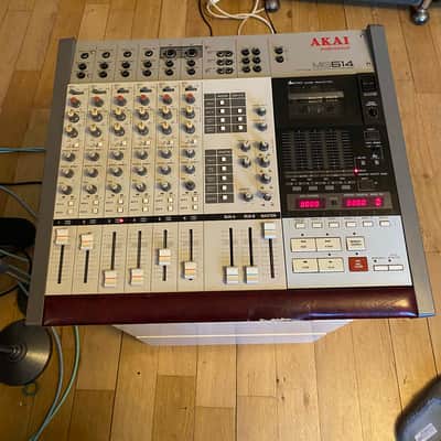 AKAI MG-614 (1987) image 1