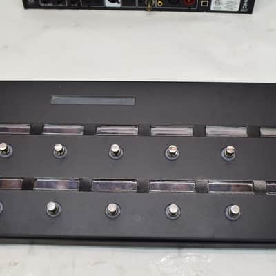 Line 6 Helix Rack Guitar Multi-effects Processor & Helix Control Floor Controller Bundle image 12