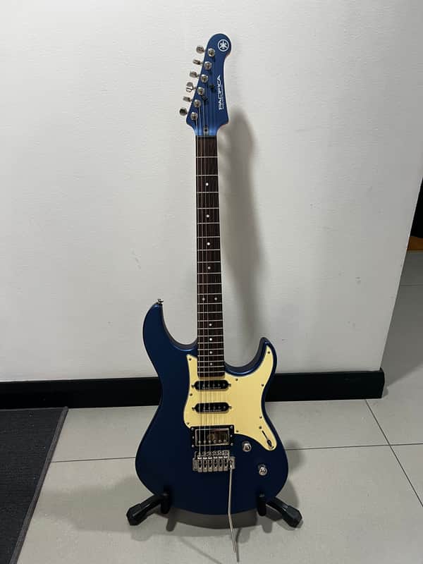 Yamaha PAC612VIIX Pacifica with Rosewood Fretboard 2021 - Present - Matte Silk Blue image 1