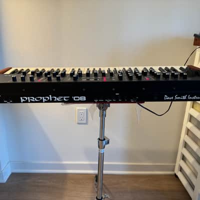 Dave Smith Instruments Prophet 08 PE 61-Key 8-Voice Polyphonic Synthesizer 2009 - 2015 - Black with Wood Sides image 6