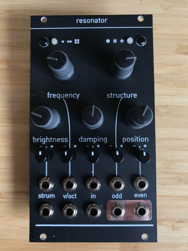 Mutable Instruments Rings Clone image 1