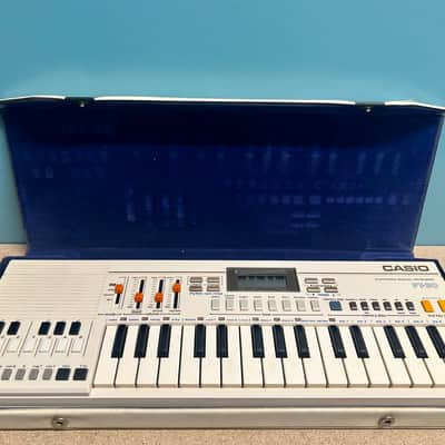Casio PT-30 31-Key Mini Synthesizer image 3