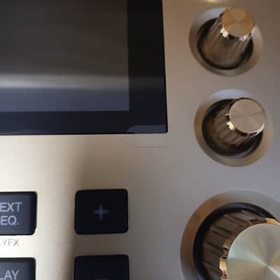 Akai MPC Live II Standalone Sampler / Sequencer Gold Edition 2022 - Present - Gold image 4