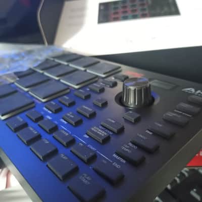 Akai  Mpc Studio in box image 3