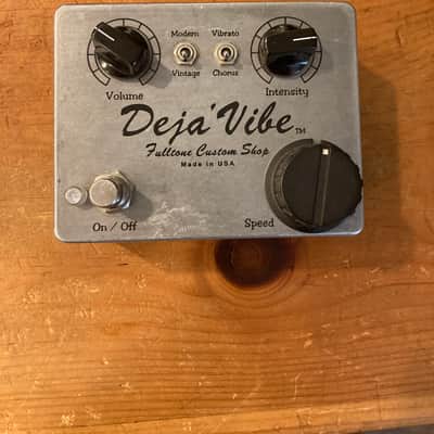 Fulltone Custom Shop Deja Vibe image 1