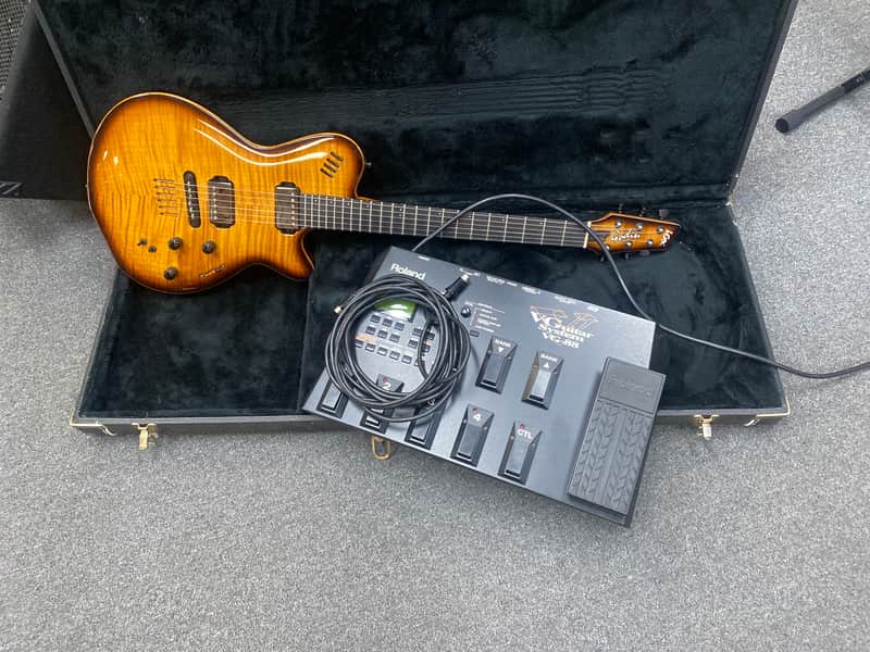 Godin & Roland Godin LGX + Roland VG 88 Roland VG 88 guitar system and a Godin LGX guitar including hard showcase. All works perfectly all in great condition. - Cognac burst image 1