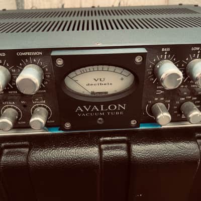 Avalon VT-737sp Anniversary Edition Tube Preamp and Channel Strip - Black image 3