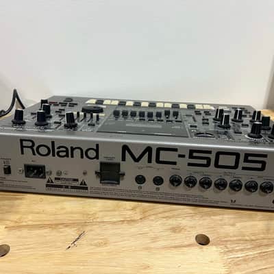 Roland MC-505 Groovebox 1999 | Screen and Potentiometer issues | image 8