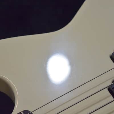 1991 Fender Prodigy Bass Active Preamp Arctic White El. Bass w/ Case - #N1008055 image 13