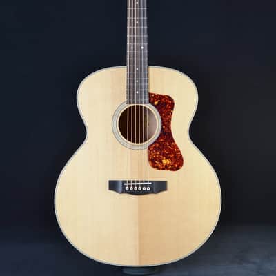 Guild BT-240E Baritone Natural image 1
