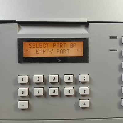 Alesis MMT-8 Multi-Track MIDI Recorder Sampler/Sequencer 1987 - 1992 - Black image 2