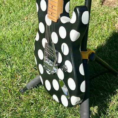 MusiKraft Super Strat - Black w/white polka dots- EVH image 8