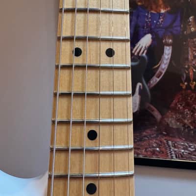 Fender USA Mod Shop Stratocaster, 2023~4, Satin Arctic White, American Vintage '61 Pickups, Modern C Neck, KIller set up, Maple Neck and Deluxe Molded Case! You'll love this first strum! image 3