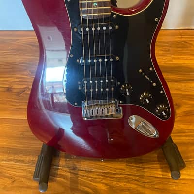 Fender American Select Mahogany Stratocaster HSS with Rosewood Fretboard 2005 - 2011 - Crimson Red Transparent image 2