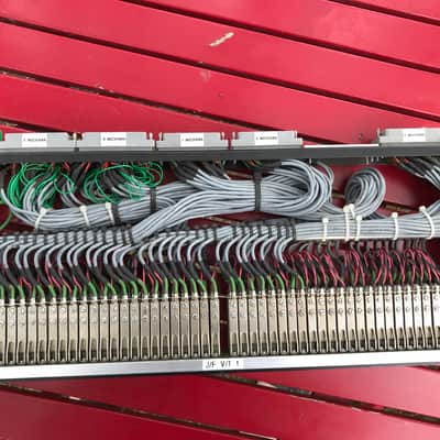 Mosses & Mitchell 1u 96 way bantam patchbay with EDAC multipin connectors ex BBC image 4