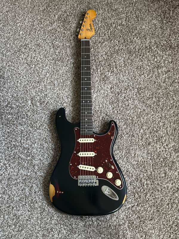 Squier Partscaster 2000s - Black refinish over sunburst image 1