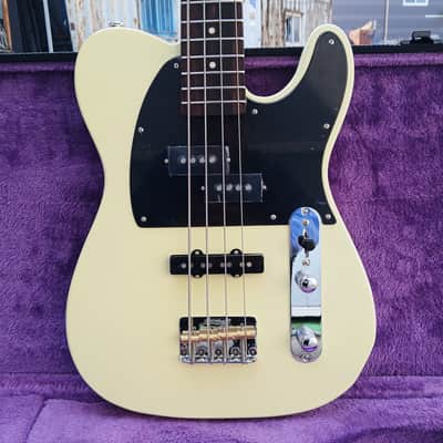 Clip TBS-4 Bass Guitar Short Scale Telebass Aged Vanilla image 1