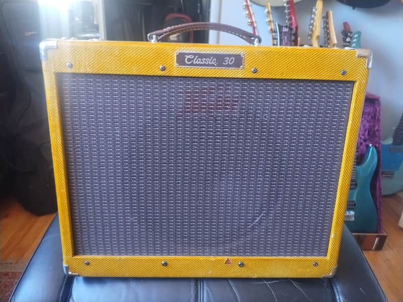 Peavey Classic 30 2-Channel 30-Watt 1x12" Guitar Combo 1994 - 2014 - Tweed image 1