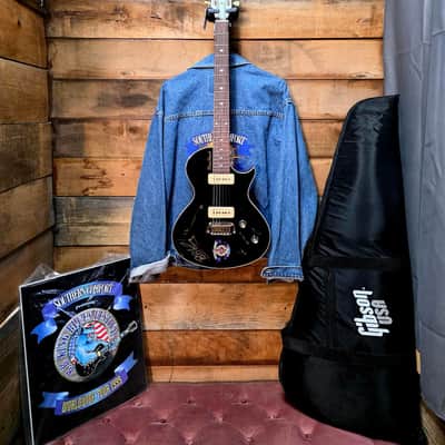 Limited Edition 1998 Gibson USA Blues Hawk Signed by B.B. King w/ Extras image 23