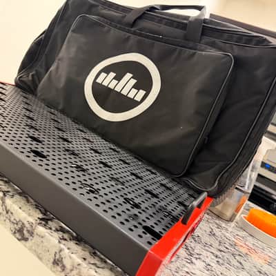 Temple Audio Design Duo 24 (24.5" x 12.5") Pedalboard w/Soft Case image 3